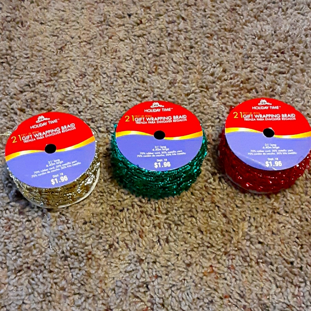 Holiday Time gift Wrapping braid